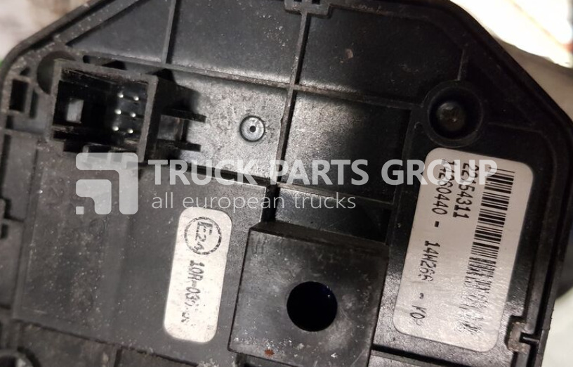 VOLVO FH4 euro6 control panels dashboard, central panel, information p dashboard - Armaturenbrett für LKW: das Bild 5 VOLVO FH4 euro6 control panels dashboard, central panel, information p dashboard - Armaturenbrett für LKW: das Bild 5
