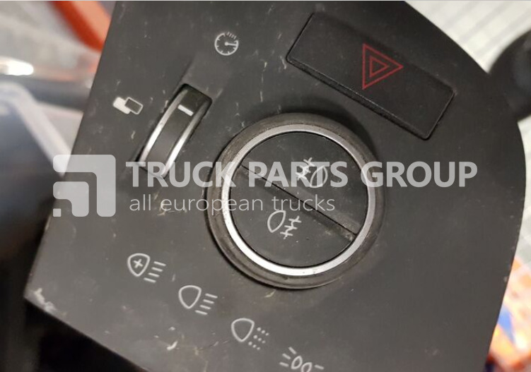 VOLVO FH4 euro6 control panels dashboard, central panel, information p dashboard - Armaturenbrett für LKW: das Bild 4 VOLVO FH4 euro6 control panels dashboard, central panel, information p dashboard - Armaturenbrett für LKW: das Bild 4