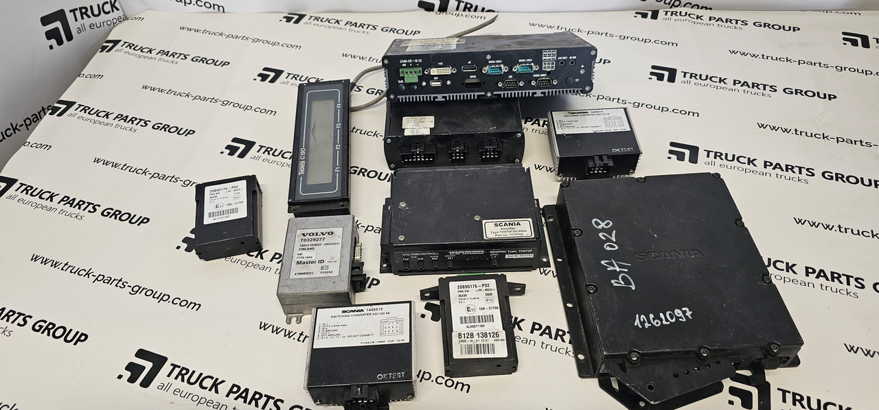 Volvo VOLVO, SCANIA BUS electronic FMS GW, switching converter, vip2000 STD Node2 unit, vbox 3600 c1 Multiq, Thoreb LCD 11085A, 1449519, 20890176, 20890176-P02, B12B 138126, 10R-31706, 70329277, 14390, 1449 - Steuergerät: das Bild 2 Volvo VOLVO, SCANIA BUS electronic FMS GW, switching converter, vip2000 STD Node2 unit, vbox 3600 c1 Multiq, Thoreb LCD 11085A, 1449519, 20890176, 20890176-P02, B12B 138126, 10R-31706, 70329277, 14390, 1449 - Steuergerät: das Bild 2