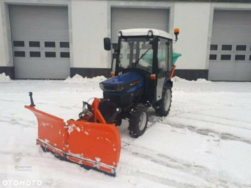 Farmtrac Farmtrac 22 22PS Winterdienst Traktor Schneeschild Streuer NEU - Kommunaltraktor: das Bild 1 Farmtrac Farmtrac 22 22PS Winterdienst Traktor Schneeschild Streuer NEU - Kommunaltraktor: das Bild 1