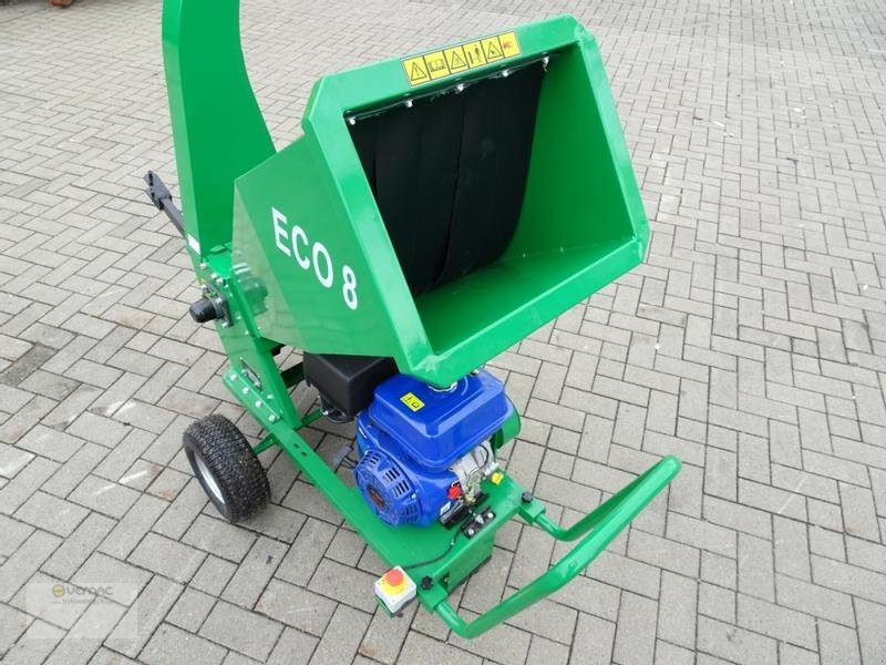 Vemac Eco8 Holzhäcksler Häcksler Schredder 15PS Benzin Motor Neu - Holzschredder: das Bild 3 Vemac Eco8 Holzhäcksler Häcksler Schredder 15PS Benzin Motor Neu - Holzschredder: das Bild 3