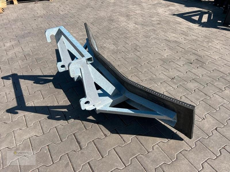 Vemac Gummischieber 200 Schäffer Futterschieber, Gülleschieber, Schneeschild - Planierschild für Landmaschine: das Bild 4 Vemac Gummischieber 200 Schäffer Futterschieber, Gülleschieber, Schneeschild - Planierschild für Landmaschine: das Bild 4