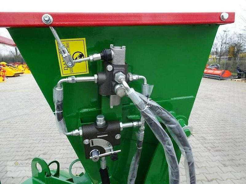 Vemac Holzhäcksler Agrifarm WOD11H Holzschredder Häcksler Hydraulik, bis 13cm Holzeinzug - Holzschredder: das Bild 2 Vemac Holzhäcksler Agrifarm WOD11H Holzschredder Häcksler Hydraulik, bis 13cm Holzeinzug - Holzschredder: das Bild 2