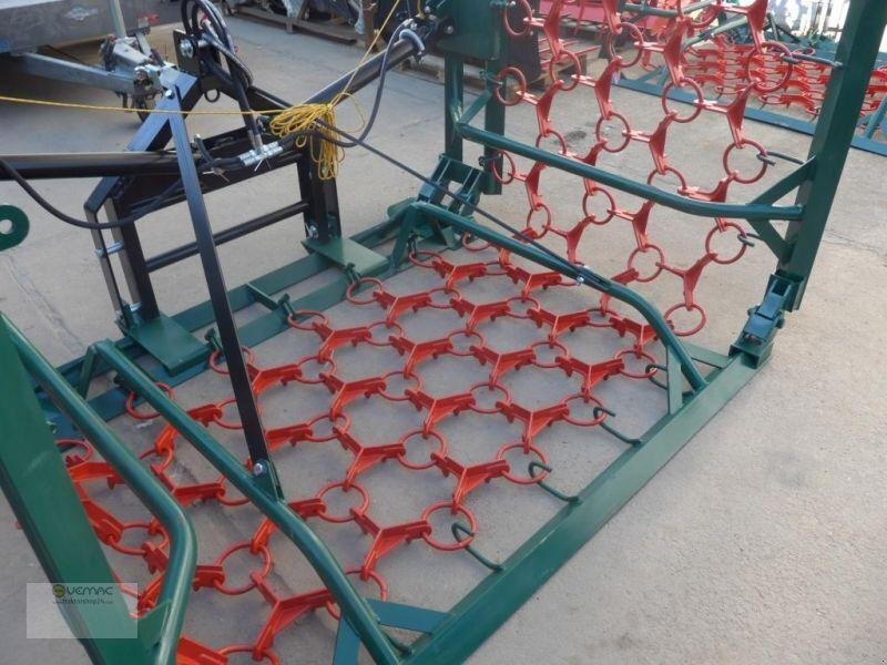 Vemac Wiesenschleppe Schleppe Striegel Egge 8m hydraulisch Profi NEU - Wiesenschleppe: das Bild 4 Vemac Wiesenschleppe Schleppe Striegel Egge 8m hydraulisch Profi NEU - Wiesenschleppe: das Bild 4