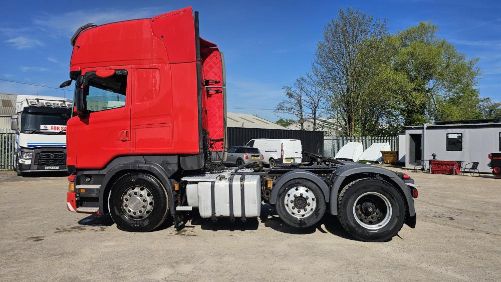 Sattelzugmaschine Scania R450: das Bild 10