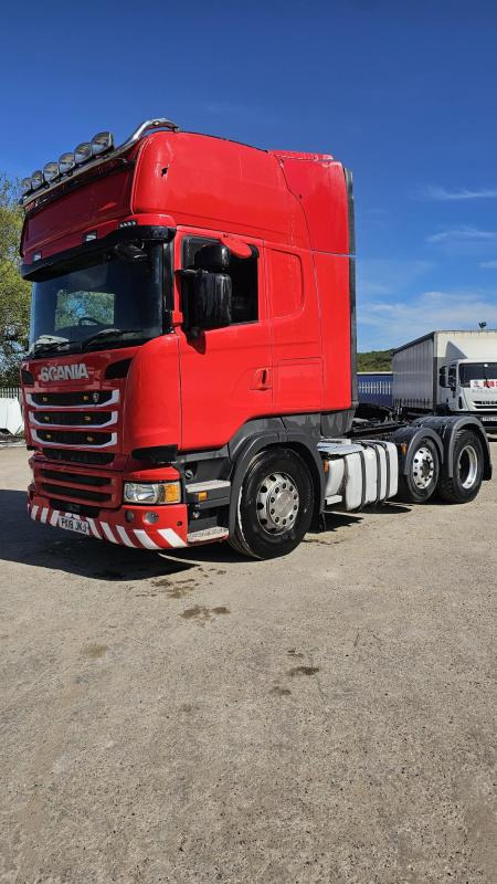 Sattelzugmaschine Scania R450: das Bild 9