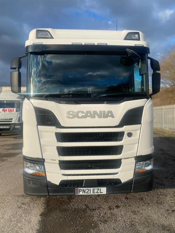 Sattelzugmaschine Scania R450: das Bild 12