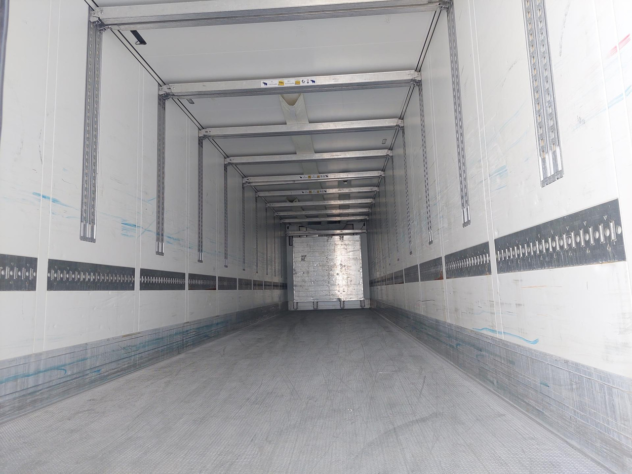 2018 Schmitz Cargobull SKO Double Deck FP 45 ThermoKing SLXi 300 Lifting Axle - Kühlkoffer Auflieger: das Bild 3 2018 Schmitz Cargobull SKO Double Deck FP 45 ThermoKing SLXi 300 Lifting Axle - Kühlkoffer Auflieger: das Bild 3