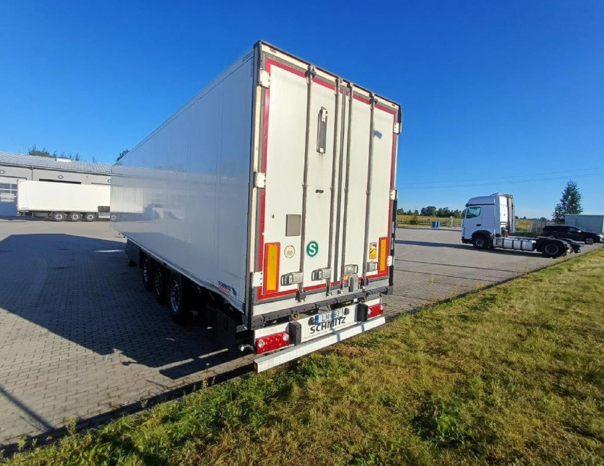 2018 Schmitz Cargobull SKO Double Deck FP 60 ThermoKing SLXi 300 Lifting Axle - Kühlkoffer Auflieger: das Bild 5 2018 Schmitz Cargobull SKO Double Deck FP 60 ThermoKing SLXi 300 Lifting Axle - Kühlkoffer Auflieger: das Bild 5