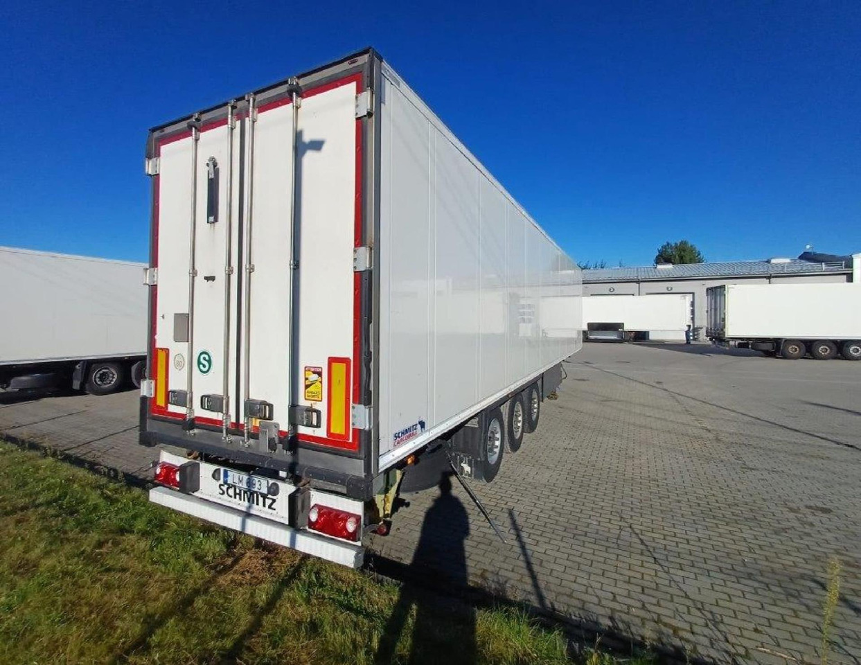 2018 Schmitz Cargobull SKO Double Deck FP 60 ThermoKing SLXi 300 Lifting Axle - Kühlkoffer Auflieger: das Bild 4 2018 Schmitz Cargobull SKO Double Deck FP 60 ThermoKing SLXi 300 Lifting Axle - Kühlkoffer Auflieger: das Bild 4