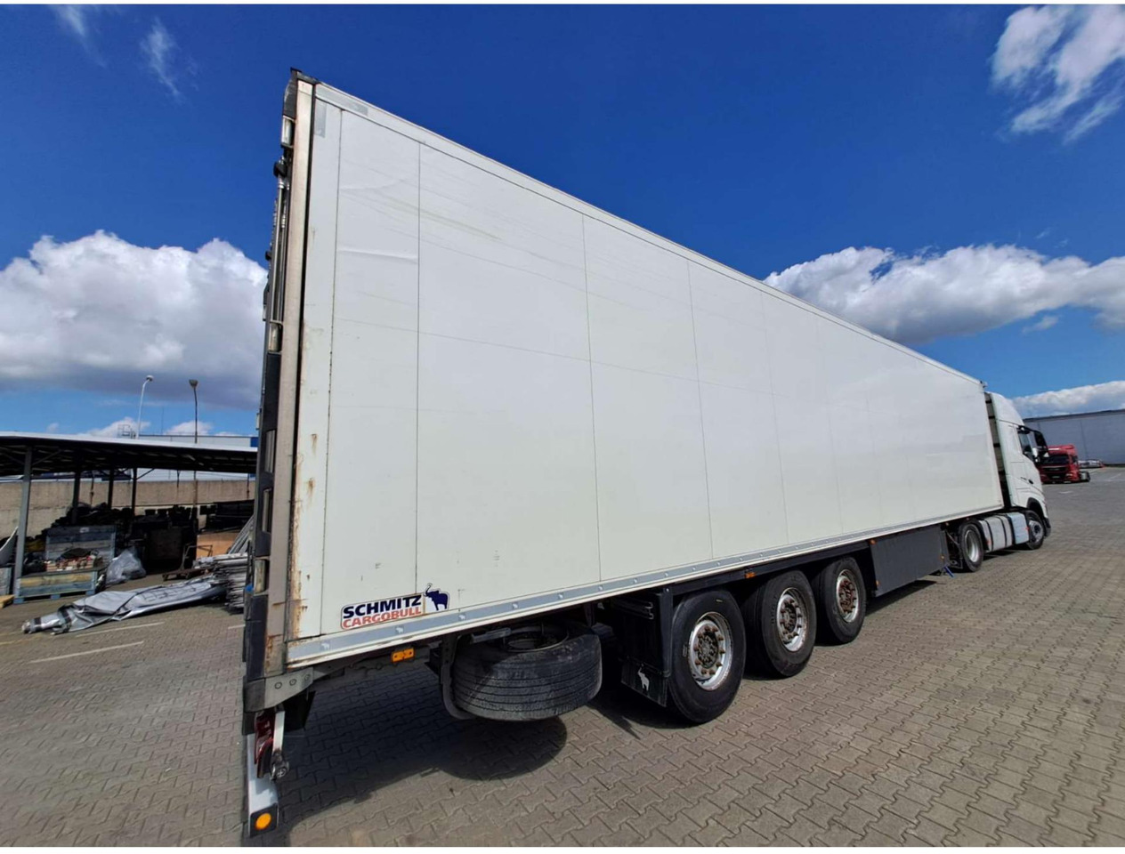 2018 Schmitz Cargobull SKO FP 60 ThermoKing SLXi 300 - Kühlkoffer Auflieger: das Bild 4 2018 Schmitz Cargobull SKO FP 60 ThermoKing SLXi 300 - Kühlkoffer Auflieger: das Bild 4