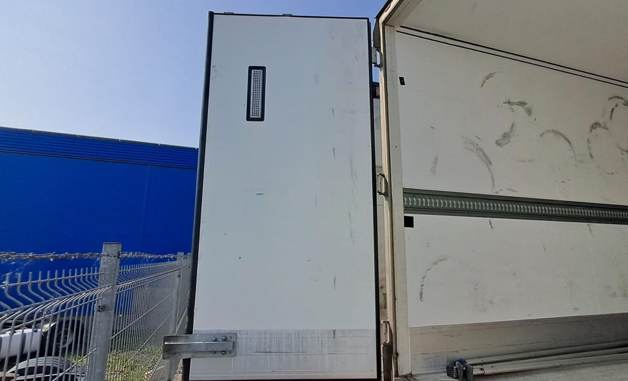 2020 Schmitz Cargobull SKO FP 60 ThermoKing SLXi 300 - Kühlkoffer Auflieger: das Bild 4 2020 Schmitz Cargobull SKO FP 60 ThermoKing SLXi 300 - Kühlkoffer Auflieger: das Bild 4