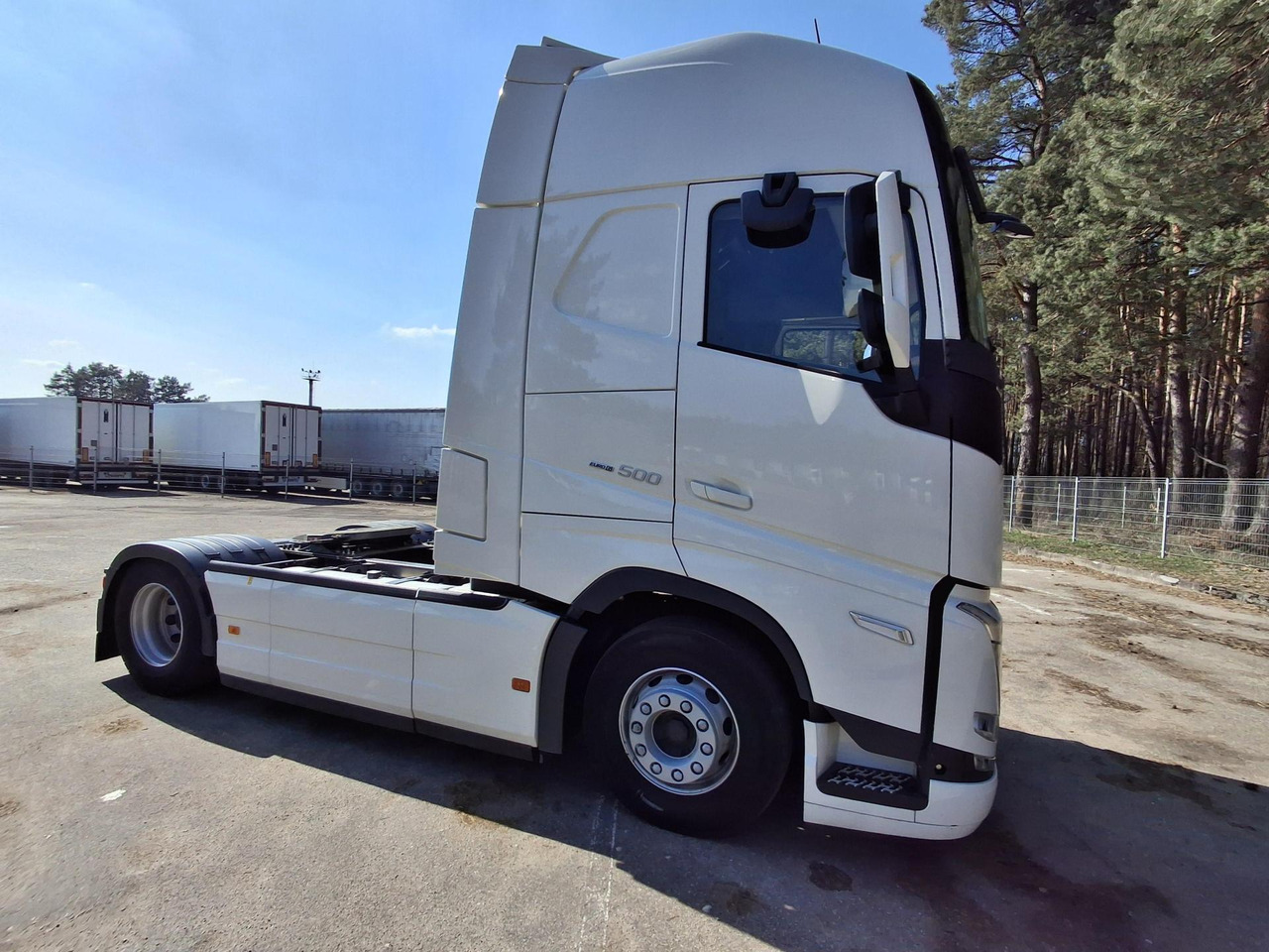 2022/2023 Volvo FH 500 Globetrotter XL - Sattelzugmaschine: das Bild 3 2022/2023 Volvo FH 500 Globetrotter XL - Sattelzugmaschine: das Bild 3