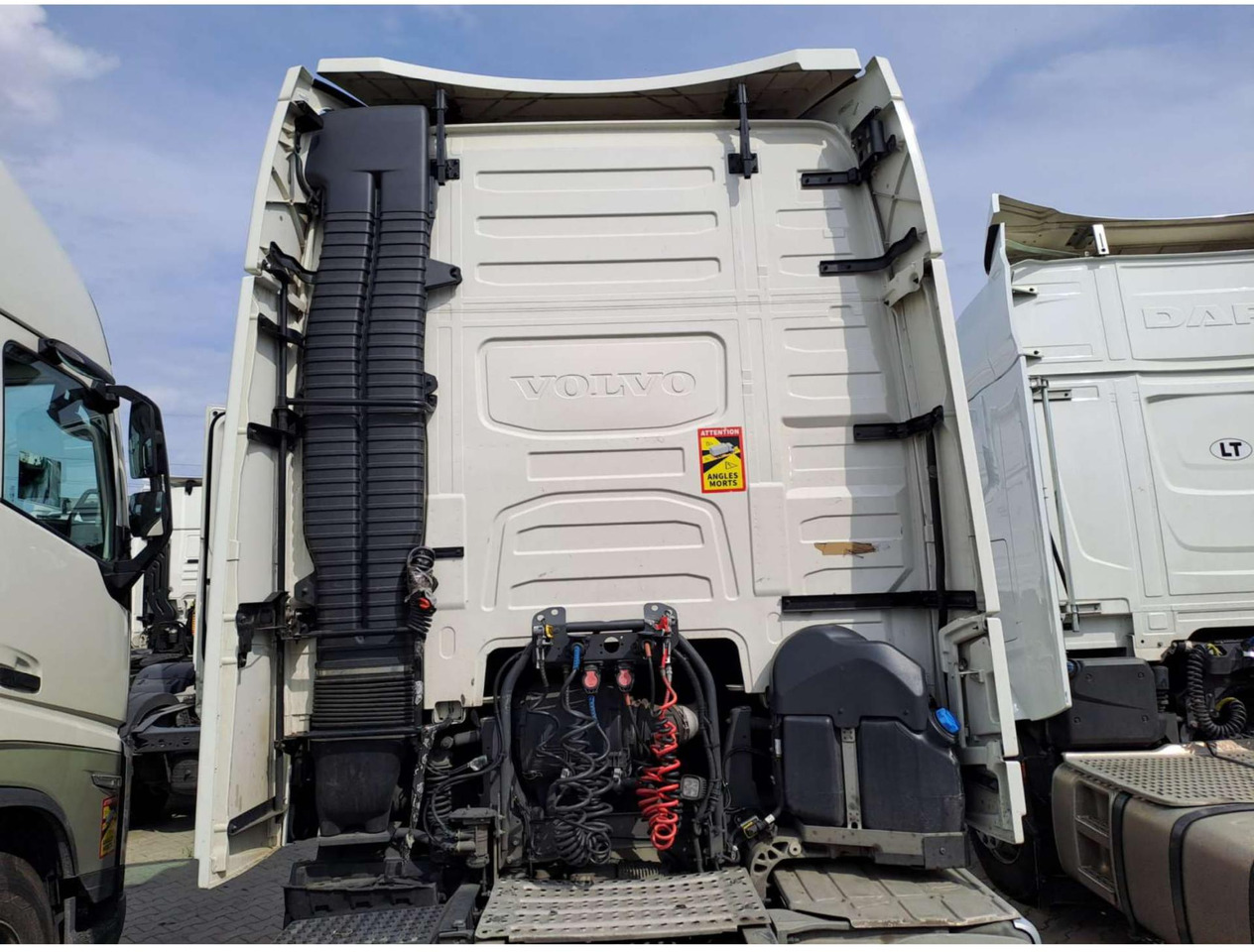 2023 Volvo FH 460 Globetrotter XL Varios i-Save - Sattelzugmaschine: das Bild 4 2023 Volvo FH 460 Globetrotter XL Varios i-Save - Sattelzugmaschine: das Bild 4