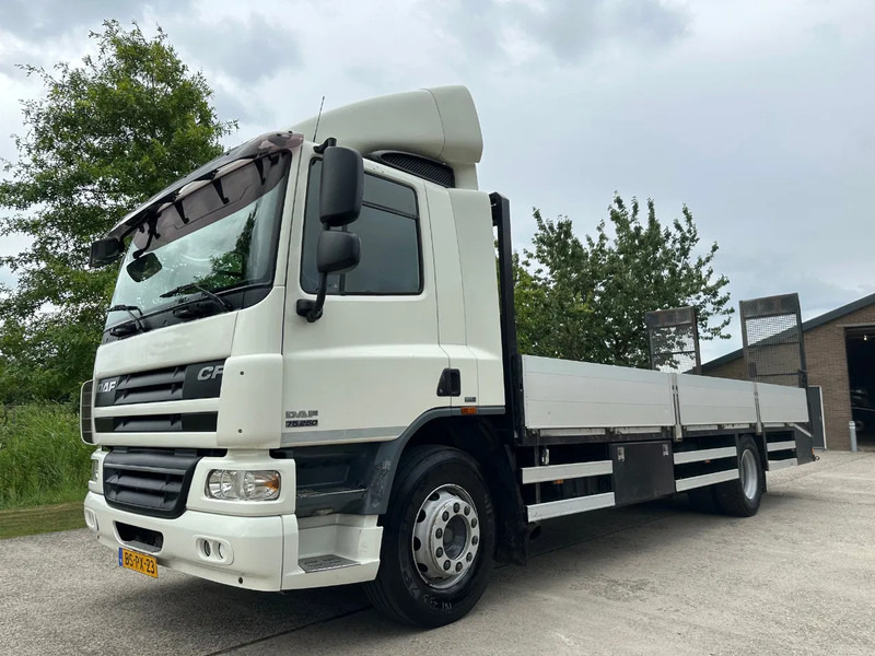 DAF CF 75.250 / NL TRUCK / EURO 5 / 4X2 / HYDRAULIC RAMPS / FULL AIR - Autotransporter LKW: das Bild 1 DAF CF 75.250 / NL TRUCK / EURO 5 / 4X2 / HYDRAULIC RAMPS / FULL AIR - Autotransporter LKW: das Bild 1