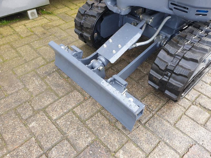 Minibagger, Zustand - NEU Schaeff TC08: das Bild 7