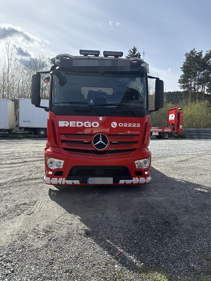 Mercedes-Benz ANTOS 1835 4x2 Omars 2x Winch Brille Load 8T - Abschleppwagen: das Bild 3 Mercedes-Benz ANTOS 1835 4x2 Omars 2x Winch Brille Load 8T - Abschleppwagen: das Bild 3