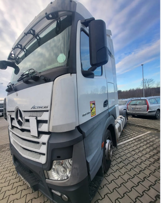 Mercedes-Benz ACTROS 1845 mega - Sattelzugmaschine: das Bild 5 Mercedes-Benz ACTROS 1845 mega - Sattelzugmaschine: das Bild 5