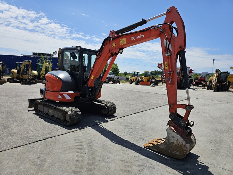 Minibagger KUBOTA KX057-4: das Bild 6