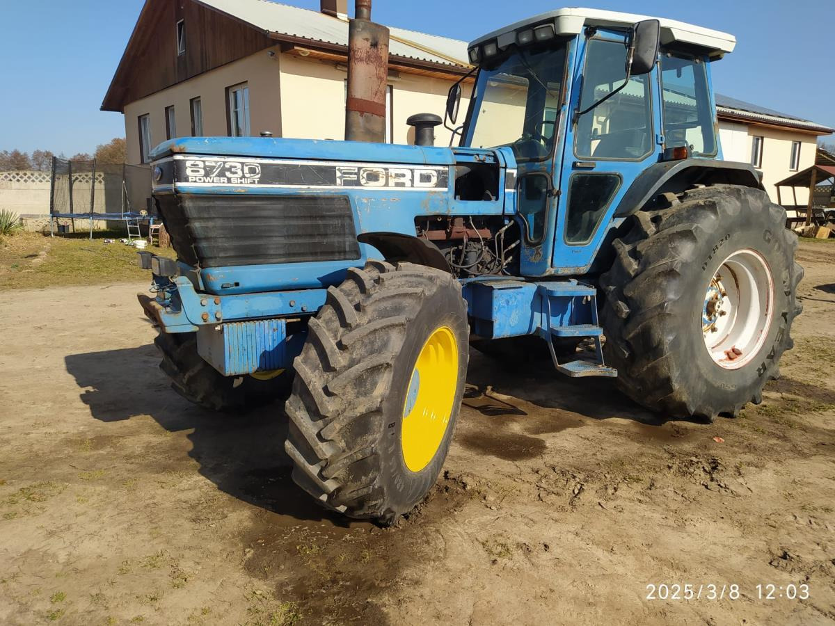 Ford 8730 - Traktor: das Bild 4 Ford 8730 - Traktor: das Bild 4
