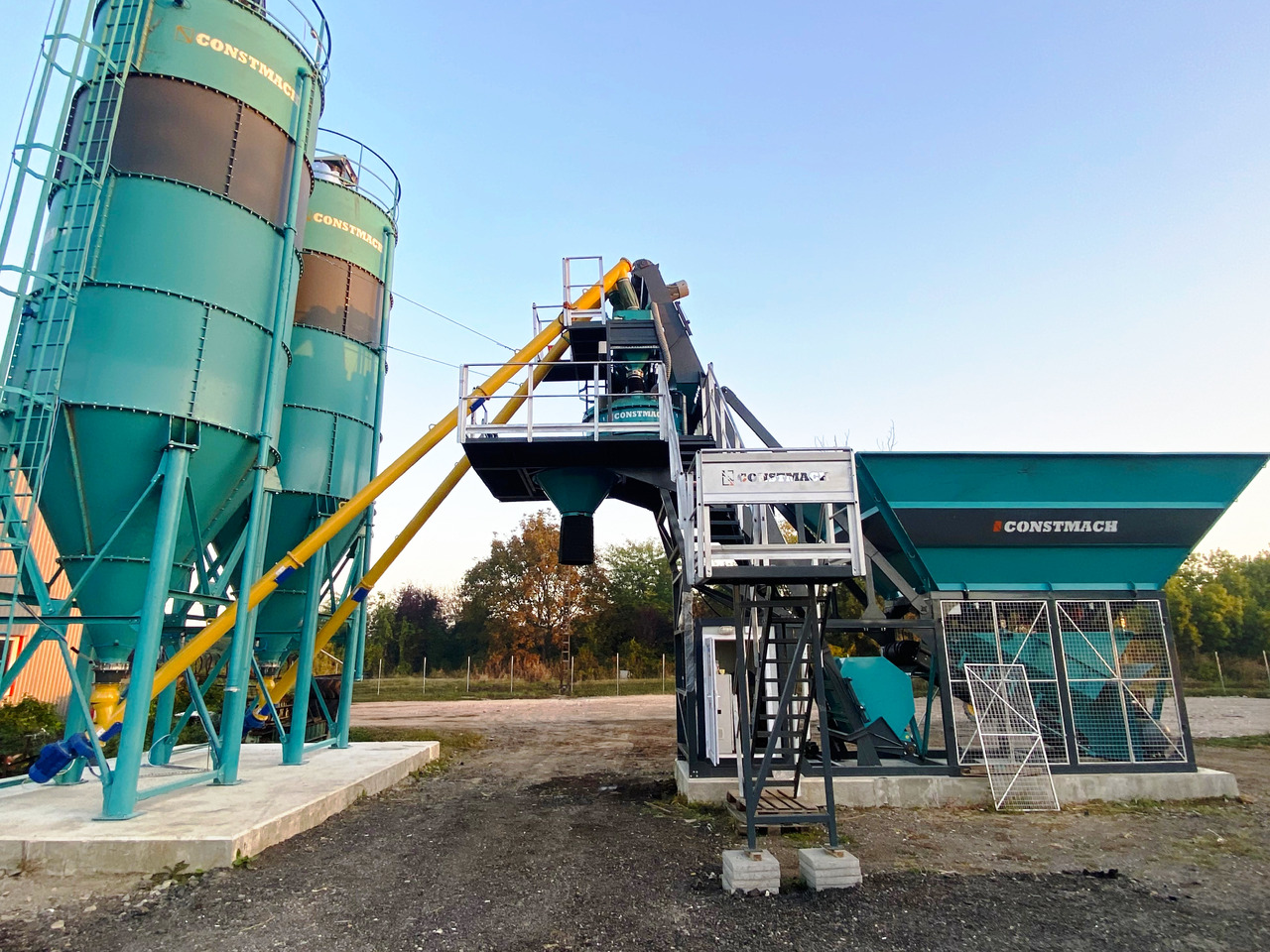 Constmach 30 m³/h Compact Concrete Batching Plant - Betonmischanlage: das Bild 1 Constmach 30 m³/h Compact Concrete Batching Plant - Betonmischanlage: das Bild 1