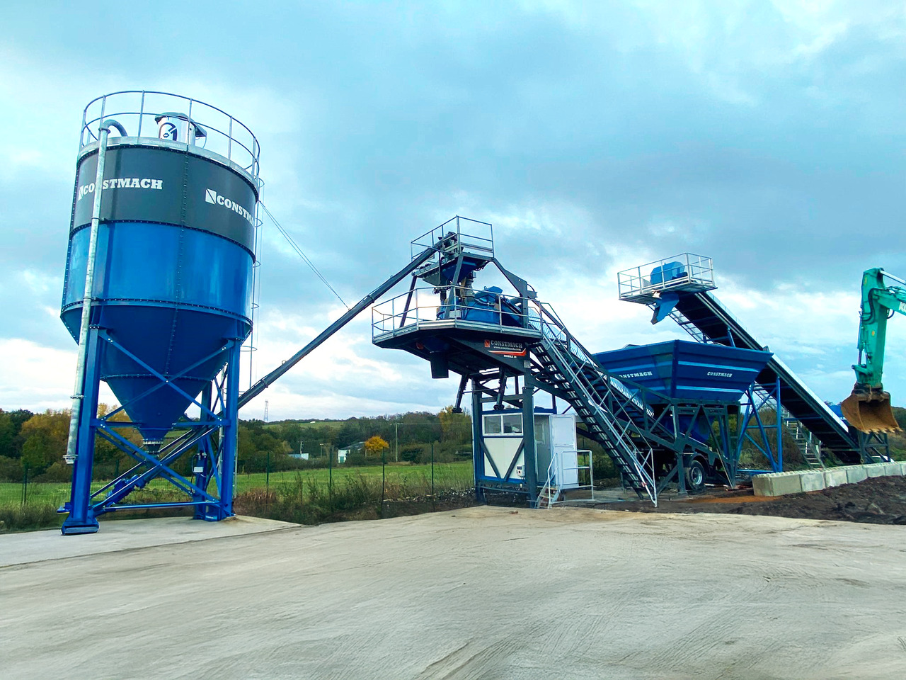 Constmach 30 m³/h Mobile Concrete Batching Plant - Betonmischanlage: das Bild 1 Constmach 30 m³/h Mobile Concrete Batching Plant - Betonmischanlage: das Bild 1