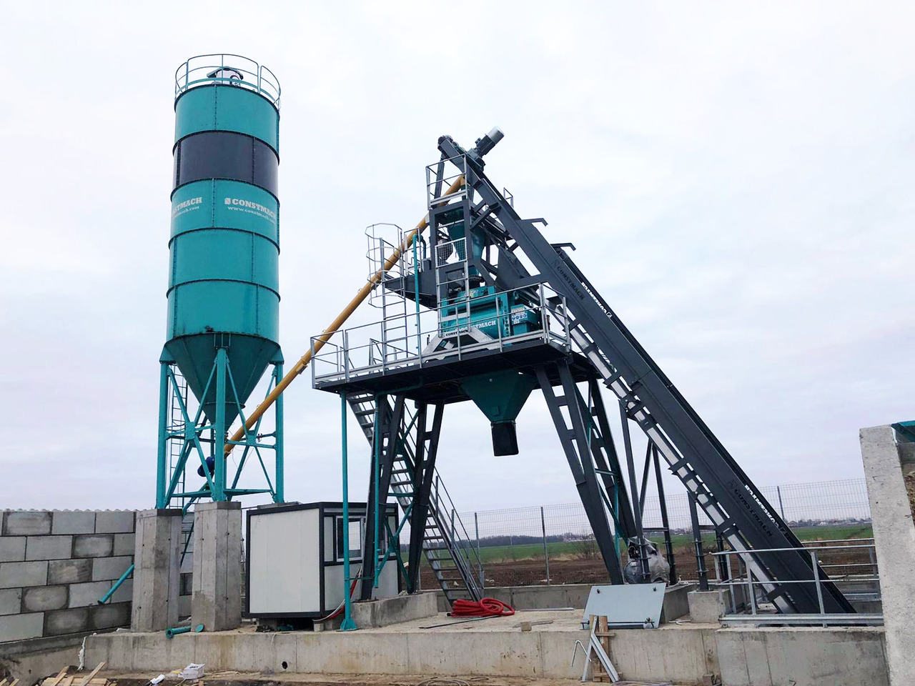 Constmach 60 m³/h Compact Concrete Batching Plant - Betonmischanlage: das Bild 3 Constmach 60 m³/h Compact Concrete Batching Plant - Betonmischanlage: das Bild 3