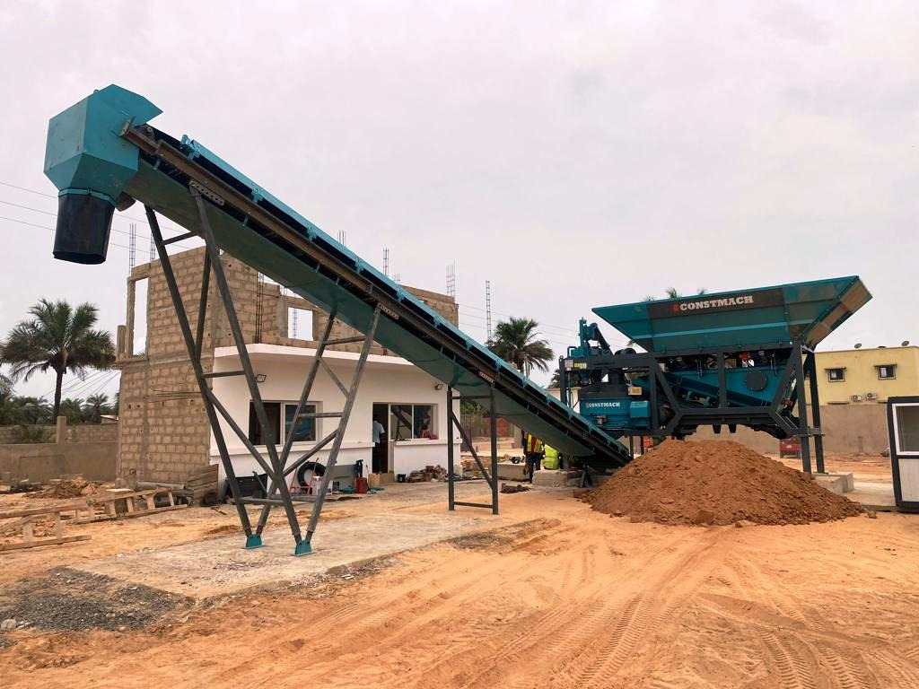 Constmach Small Mobile Concrete Batching Plant 45 m³/h - Betonmischanlage: das Bild 1 Constmach Small Mobile Concrete Batching Plant 45 m³/h - Betonmischanlage: das Bild 1
