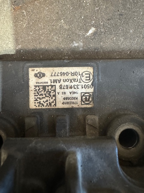ZF Getriebesteller Oberteil TRAXON Deckel 0501331678 - Getriebe und Teile für LKW: das Bild 3 ZF Getriebesteller Oberteil TRAXON Deckel 0501331678 - Getriebe und Teile für LKW: das Bild 3