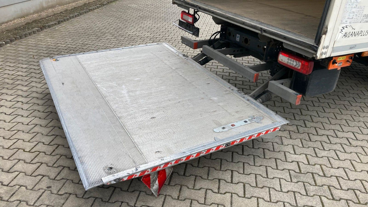 Volvo FL 12.240 Ladebordwand*Klima - Koffer LKW: das Bild 4 Volvo FL 12.240 Ladebordwand*Klima - Koffer LKW: das Bild 4