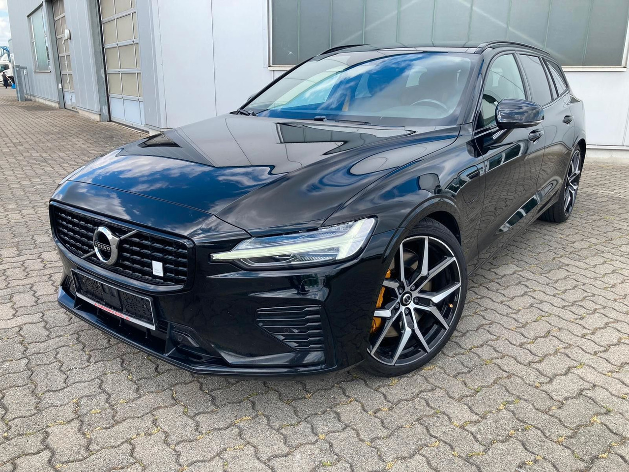 Volvo V60 T8 Polestar Engineered Plug-In Hybrid AWD - PKW: das Bild 1 Volvo V60 T8 Polestar Engineered Plug-In Hybrid AWD - PKW: das Bild 1