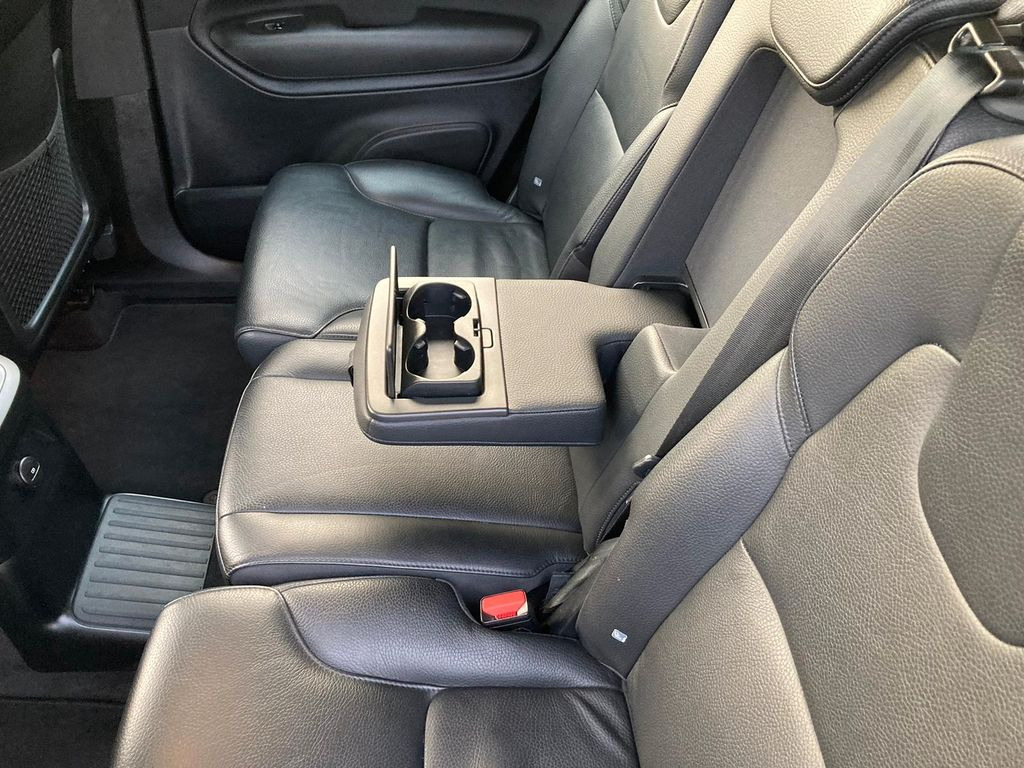SUV/ Geländewagen Volvo XC 90 T8 7-Sitzer Inscr. Expr. Recharge AWD: das Bild 10