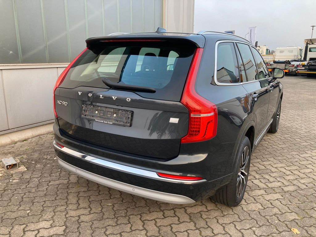 Volvo XC 90 T8 7-Sitzer Inscr. Expr. Recharge AWD Volvo XC 90 T8 7-Sitzer Inscr. Expr. Recharge AWD - SUV/ Geländewagen: das Bild 4 Volvo XC 90 T8 7-Sitzer Inscr. Expr. Recharge AWD Volvo XC 90 T8 7-Sitzer Inscr. Expr. Recharge AWD - SUV/ Geländewagen: das Bild 4
