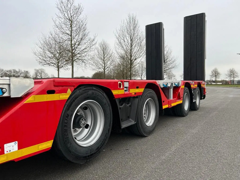 Tieflader Auflieger, Zustand - NEU Goldhofer STN-L 4 (245) A RM2 Stepstar: das Bild 8 Tieflader Auflieger, Zustand - NEU Goldhofer STN-L 4 (245) A RM2 Stepstar: das Bild 8