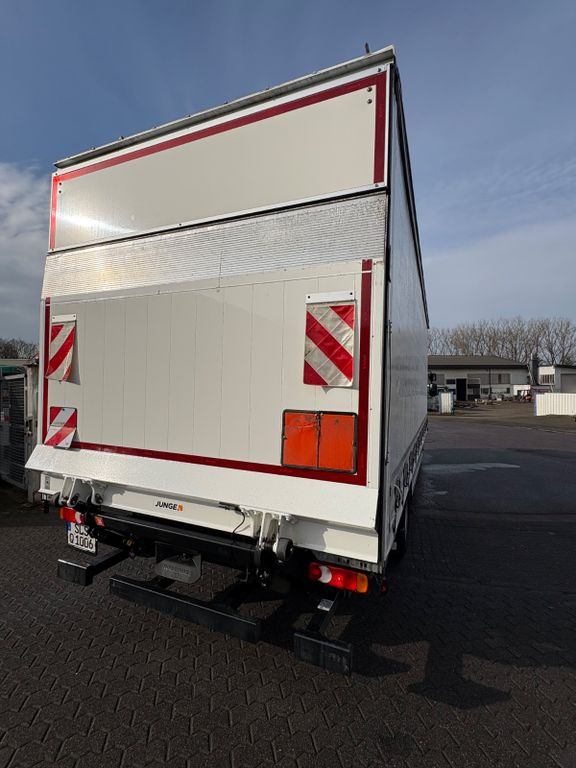 Renault D 16.280 Curtainsider - Plane LKW: das Bild 5 Renault D 16.280 Curtainsider - Plane LKW: das Bild 5
