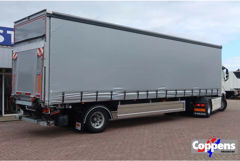A&D City Trailer 1x Schuifzuil 1x Vaste Wand - Planenauflieger: das Bild 1 A&D City Trailer 1x Schuifzuil 1x Vaste Wand - Planenauflieger: das Bild 1