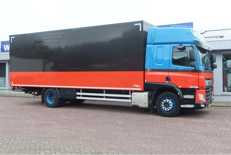 Koffer LKW DAF CF 410 Bakwagen + Onderschuif klep: das Bild 11