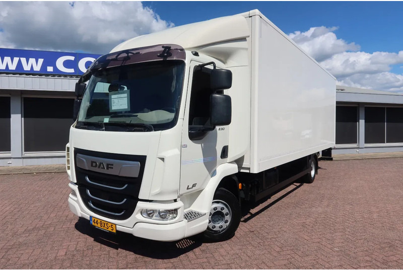 DAF LF 230 Bak+Klep Dhollandia 1500 kg Euro 6 - Koffer LKW: das Bild 3 DAF LF 230 Bak+Klep Dhollandia 1500 kg Euro 6 - Koffer LKW: das Bild 3
