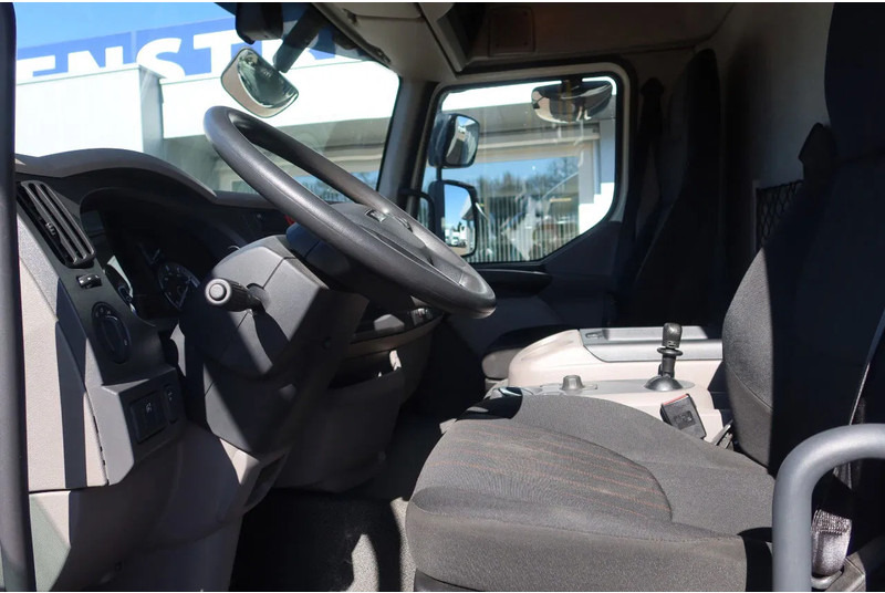 DAF LF 45 Gesloten bak + Dhollandia klep 1500 kg 4x2 - Koffer LKW: das Bild 5 DAF LF 45 Gesloten bak + Dhollandia klep 1500 kg 4x2 - Koffer LKW: das Bild 5