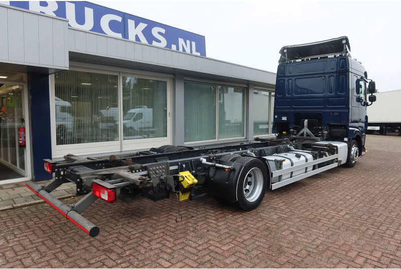 DAF XF 430 430 FA 4x2 BDF/Chassiscabine Wisselbare opbouw - Fahrgestell LKW: das Bild 3 DAF XF 430 430 FA 4x2 BDF/Chassiscabine Wisselbare opbouw - Fahrgestell LKW: das Bild 3