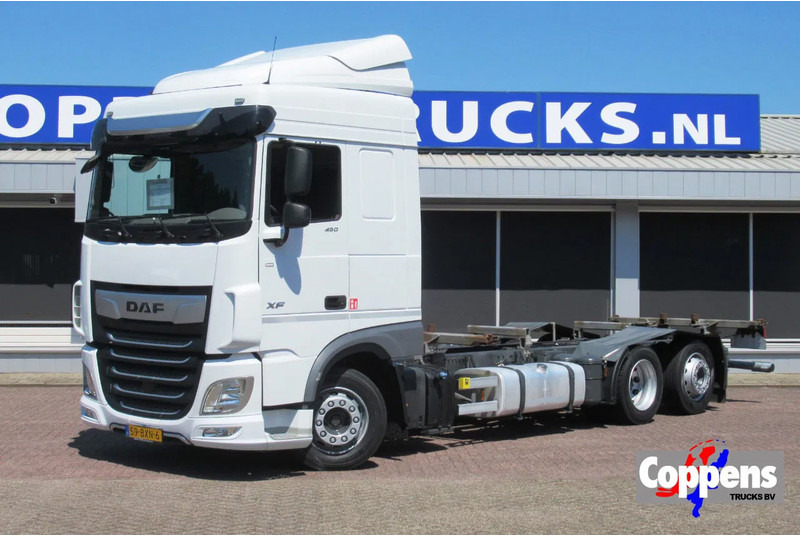 DAF XF 450 FAR BDF Systeem - Containerwagen/ Wechselfahrgestell LKW: das Bild 1 DAF XF 450 FAR BDF Systeem - Containerwagen/ Wechselfahrgestell LKW: das Bild 1