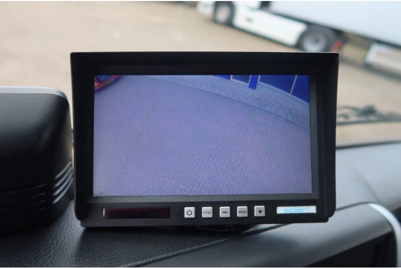 Koffer LKW FUSO Canter Mistubishi Canter 7C18: das Bild 9