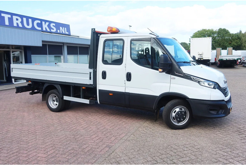 Iveco Daily 35C16 HI Matic Dubbele cabine open 7 persoons uitvoering. Dubbel lucht achter as. 3.0 L motor - Pritsche Transporter, Transporter mit Doppelkabine: das Bild 2 Iveco Daily 35C16 HI Matic Dubbele cabine open 7 persoons uitvoering. Dubbel lucht achter as. 3.0 L motor - Pritsche Transporter, Transporter mit Doppelkabine: das Bild 2