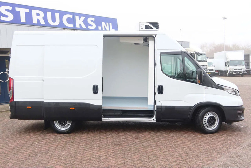 Iveco Daily 35S16 Koelen/vriezen/verwarmen Carrier Xarios 350 + nacht aansluiting 220 volt - Kühltransporter: das Bild 4 Iveco Daily 35S16 Koelen/vriezen/verwarmen Carrier Xarios 350 + nacht aansluiting 220 volt - Kühltransporter: das Bild 4