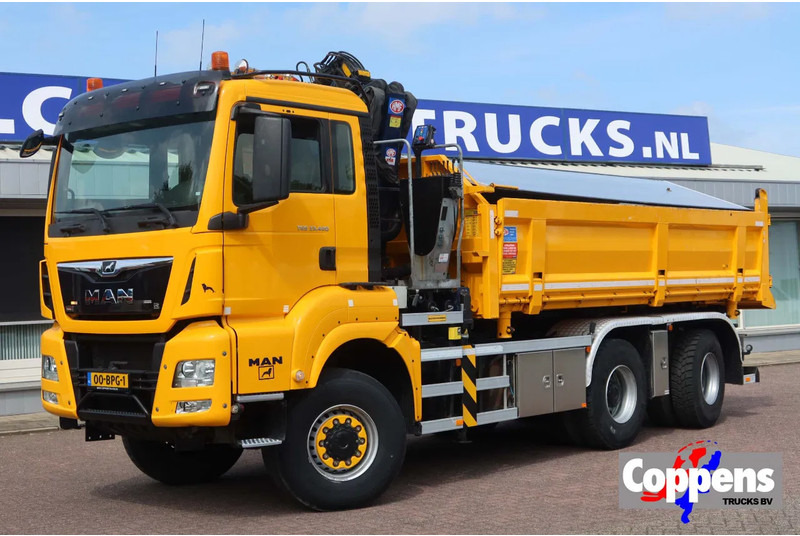 MAN TGS 33.420 2 Zijdige kipper + Kraan 6x6 Stuur as - Kipper, Autokran: das Bild 1 MAN TGS 33.420 2 Zijdige kipper + Kraan 6x6 Stuur as - Kipper, Autokran: das Bild 1
