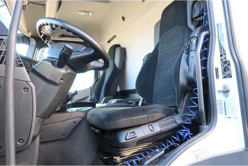 Mercedes-Benz Antos 2127 L Bak+Klep 2000 kg Euro 6 - Koffer LKW: das Bild 5 Mercedes-Benz Antos 2127 L Bak+Klep 2000 kg Euro 6 - Koffer LKW: das Bild 5