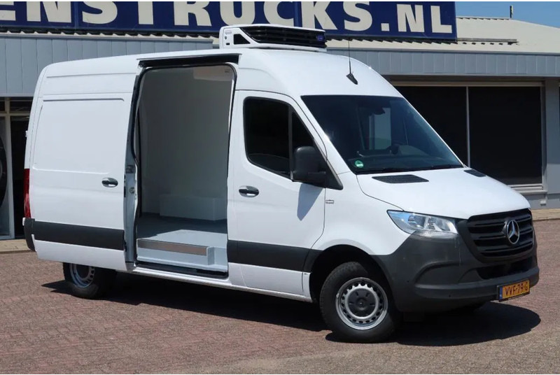 Mercedes-Benz Sprinter 315 CDI Koel/Vries/Verwarmen Carrier Xarios 350 + 220 volt nachtaansluiting - Kühltransporter: das Bild 2 Mercedes-Benz Sprinter 315 CDI Koel/Vries/Verwarmen Carrier Xarios 350 + 220 volt nachtaansluiting - Kühltransporter: das Bild 2