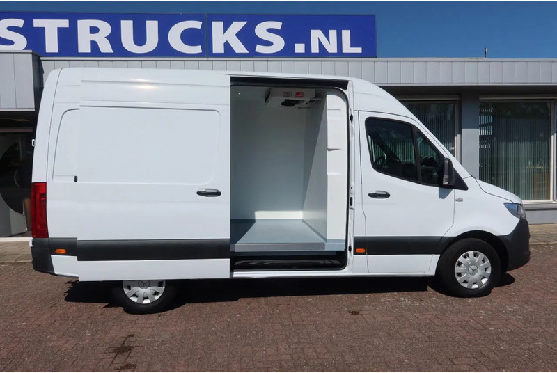 Mercedes-Benz Sprinter 316 Koel/Vries L2/H2 Trekhaak 3500kg - Kühltransporter: das Bild 2 Mercedes-Benz Sprinter 316 Koel/Vries L2/H2 Trekhaak 3500kg - Kühltransporter: das Bild 2