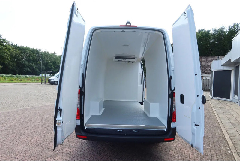 Mercedes-Benz Sprinter 317 CDI Koelwagen L3/H2 NIEUW - Kühltransporter: das Bild 3 Mercedes-Benz Sprinter 317 CDI Koelwagen L3/H2 NIEUW - Kühltransporter: das Bild 3