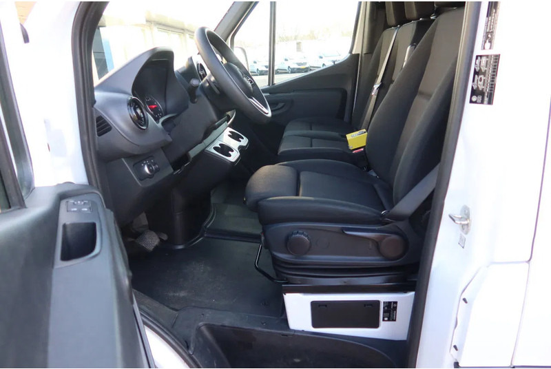 Mercedes-Benz Sprinter 317 CDI L3/H2 Automaat - Kastenwagen: das Bild 5 Mercedes-Benz Sprinter 317 CDI L3/H2 Automaat - Kastenwagen: das Bild 5